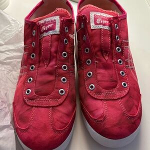 Onitsuka Tiger Mexico 66 Slip-On Shoes